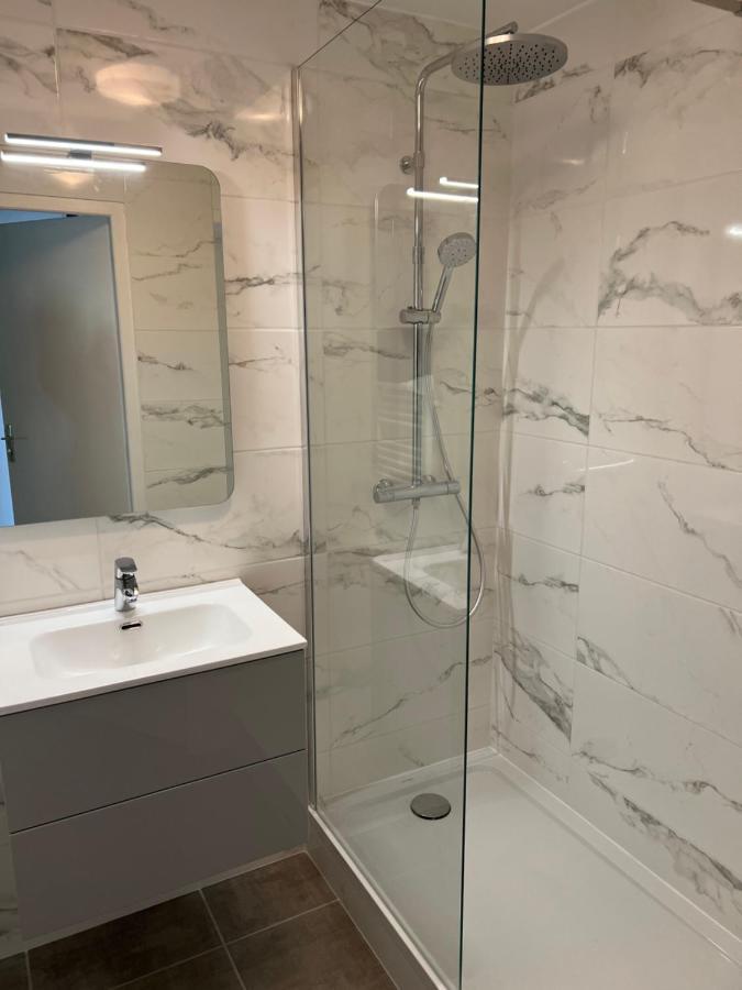 Apartment Le 44 - La Gare A Vos Pieds, Sejour D'affaires Ou Decouverte Urbaine *